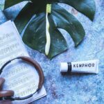 Carlos Nóbrega Instagram - No hay nada mejor para cuidar tus encías y dientes sensibles que una gran marca como @kemphoroficial ⠀ No hace falta deciros mucho más de la marca porque los que me seguís sabéis lo que me gusta todo lo que he probado de ella.⠀ ⠀ ⠀ ⠀ 🍃 Todo ... Aromas Naturales.⠀ Marcas de confianza, ⠀ 📍Shop⠀ kemphor.com⠀ ⠀ ⠀ ⠀ #kemphor #tooth #dentist #dentrifico #madeinspain #yomecuidoyotecuido #cuidadobucal #oralcare #kemphorsmile #sonrisaskemphor #proteccióndeencías #dientessensibles #saludbucodental #protectionofentries #sensitiveteeth #healthbucodental #cnlive