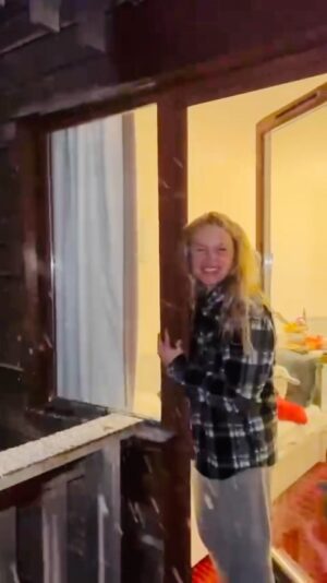 Carole Richert Instagram - Poudreuse au programme 🌨️❄️🎿 #sportdhiver #neige #flocons #toutceblanc