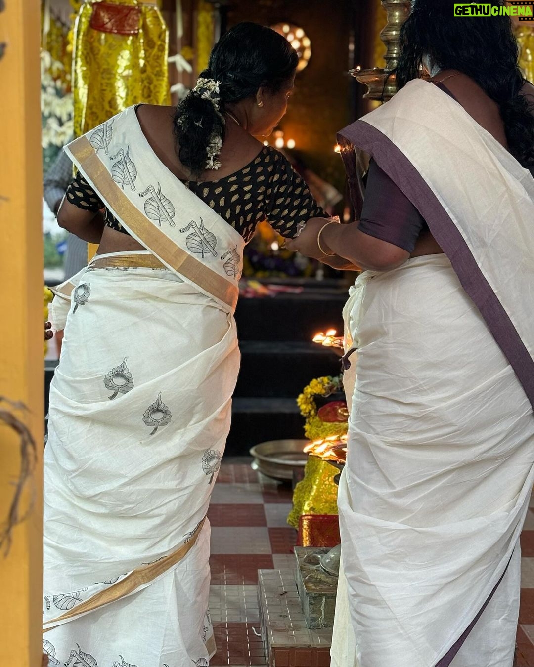 Carole Richert Instagram - Spiritualité #inde #temple