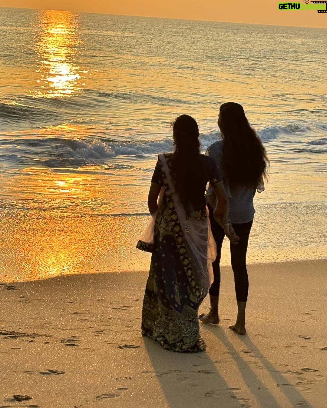 Carole Richert Instagram - Lumière du Kerala #inde