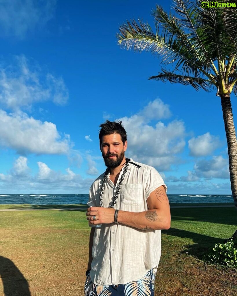 Casey Deidrick Instagram - Keep palm and carry on. I have resting beach face. Ok, that’s enough puns for the day. @sheratonkauaicoconutbeach 🏝 Kaua'i - The Garden Island, Hawaii