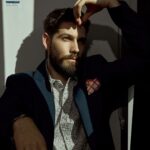 Casey Deidrick Instagram - Cool things happen in the dark🤷🏻‍♂️Thank you @wingmanmagazine for having me! Photo taken at @andazweho Photo by @mdanielsphoto Grooming by @madison_blue Styling by @andrewcristipeterpandrew Story by @mjmphotographsnh Interview Link in bio for hard copy and digital🤙🏼 @teamportrait @bayvuegirl #wingmanmagazine #thecw #netflix