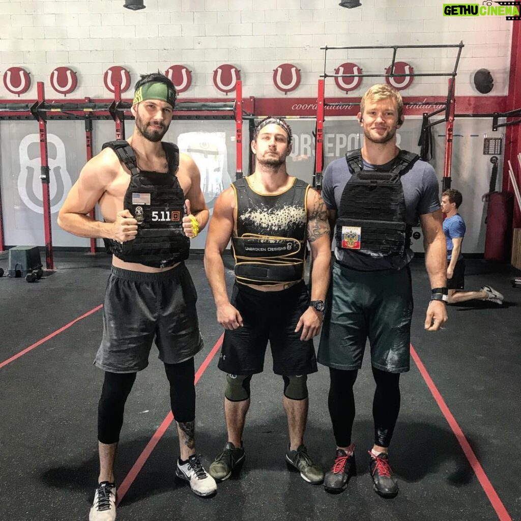 Casey Deidrick Instagram - Here’s to the 31st anniversary of me finding the egg first. On a spiritual note, I recognize that there is garbage in me. I am capable of transforming the garbage back into love. This one goes out to all those who serve #MURPH #HEROWOD 20lb. Weighted Vest 1 mile run 100 pull-ups 200 push-ups 300 Airsquats 1 Mile run