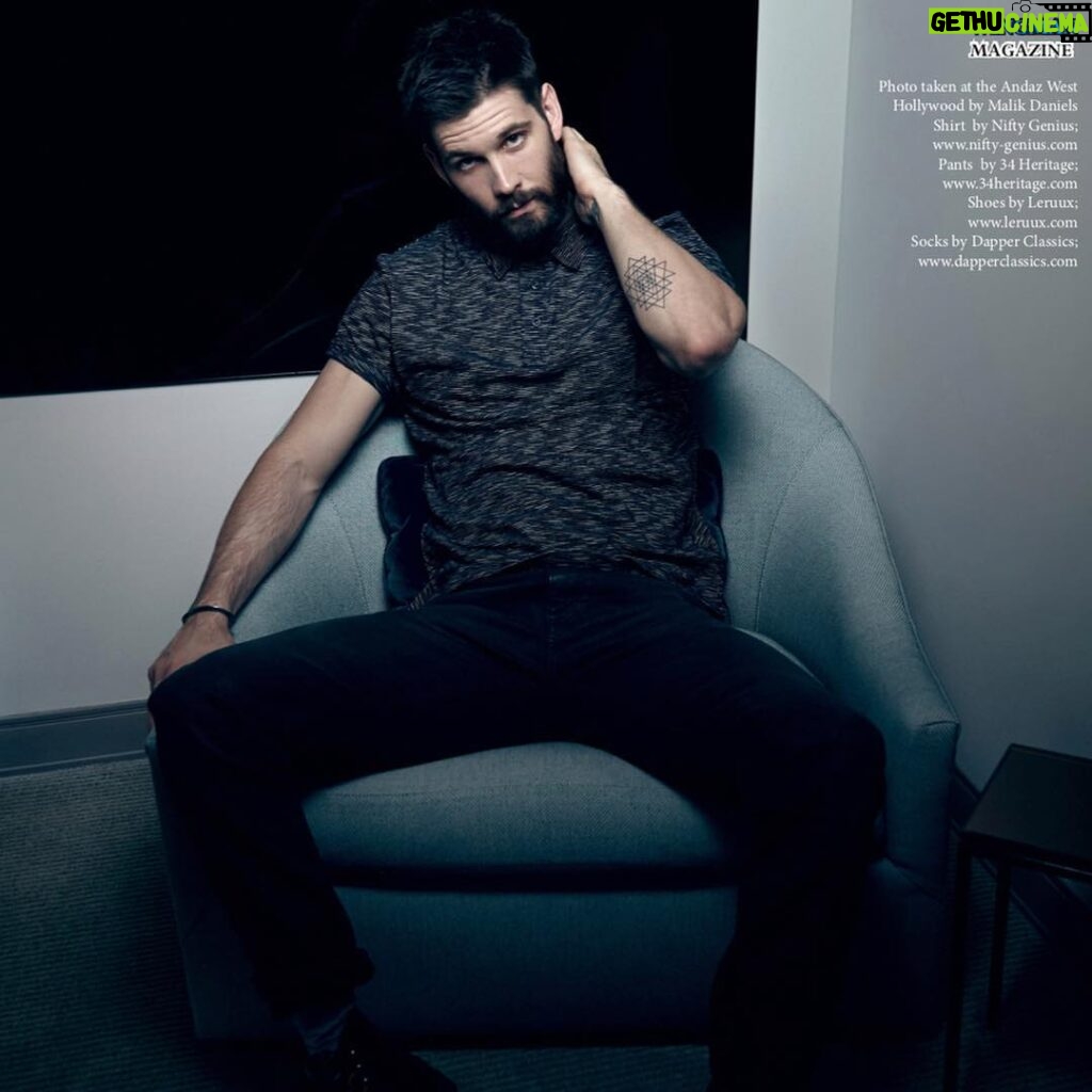 Casey Deidrick Instagram - Cool things happen in the dark🤷🏻‍♂Thank you @wingmanmagazine for having me! Photo taken at @andazweho Photo by @mdanielsphoto Grooming by @madison_blue Styling by @andrewcristipeterpandrew Story by @mjmphotographsnh Interview Link in bio for hard copy and digital🤙🏼 @teamportrait @bayvuegirl #wingmanmagazine #thecw #netflix