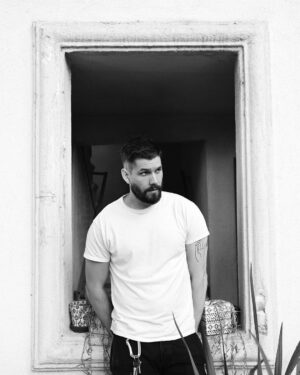 Casey Deidrick Instagram - Thinking of starting a laser tag league. Link in bio to sign up. 📸: @hrodriguezphotos