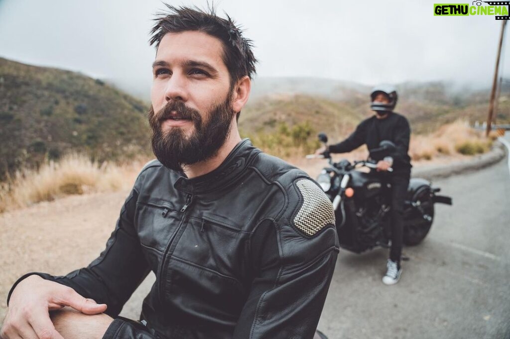 Casey Deidrick Instagram - Try out’s to be the next Power Ranger are in a week. Luckily I have guidance from the cute boi biker gang to train me and get me in shape. Thank you @seanmacd @piersonfode @brockohurn @markdohner @dericaugustine @indianmotorcycle