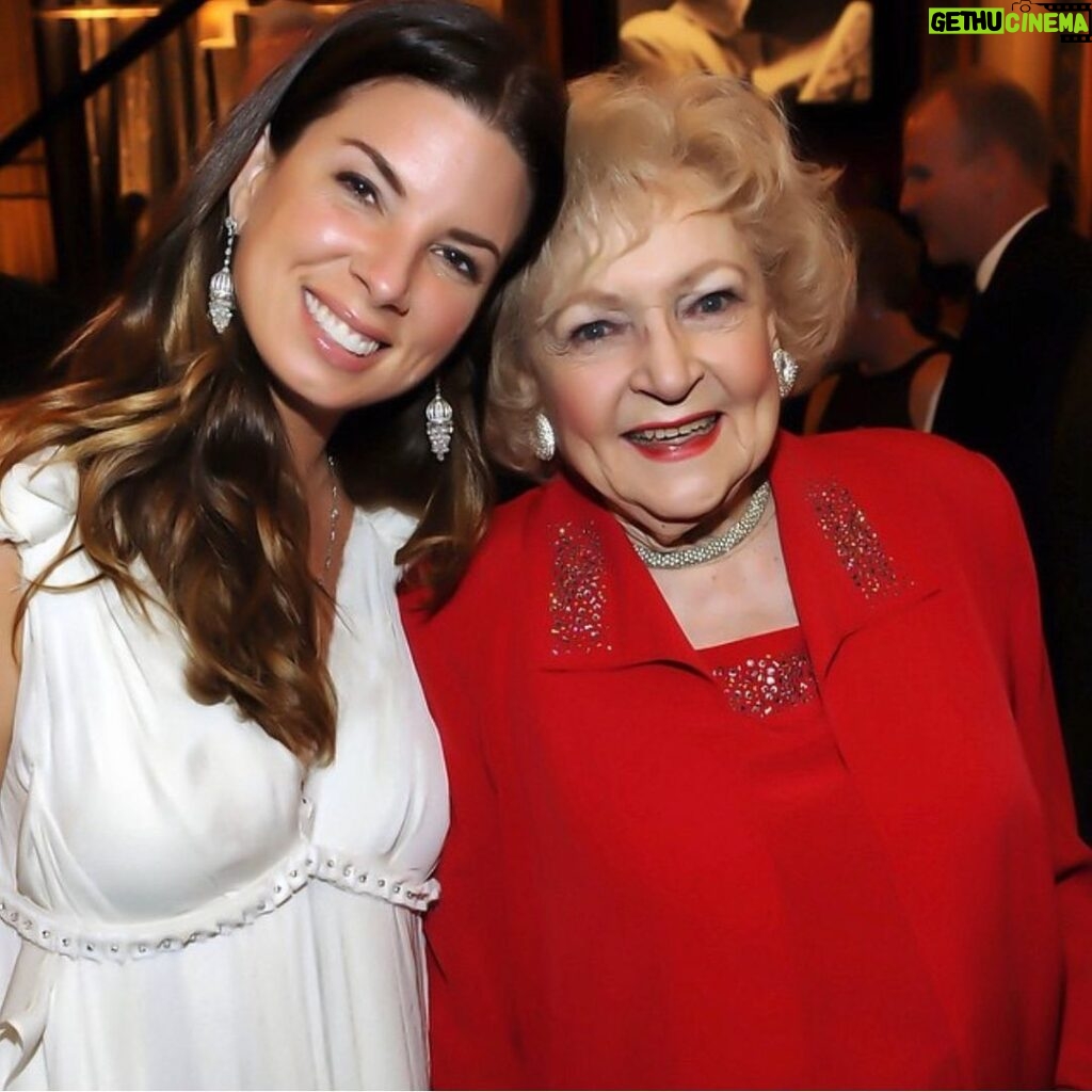 Casey Patterson Instagram - Betty. What a gift to all. But on behalf of women… you were a shining example of strength, grace and good humor for nearly 100 years. Thank you for being a friend. #bettywhite