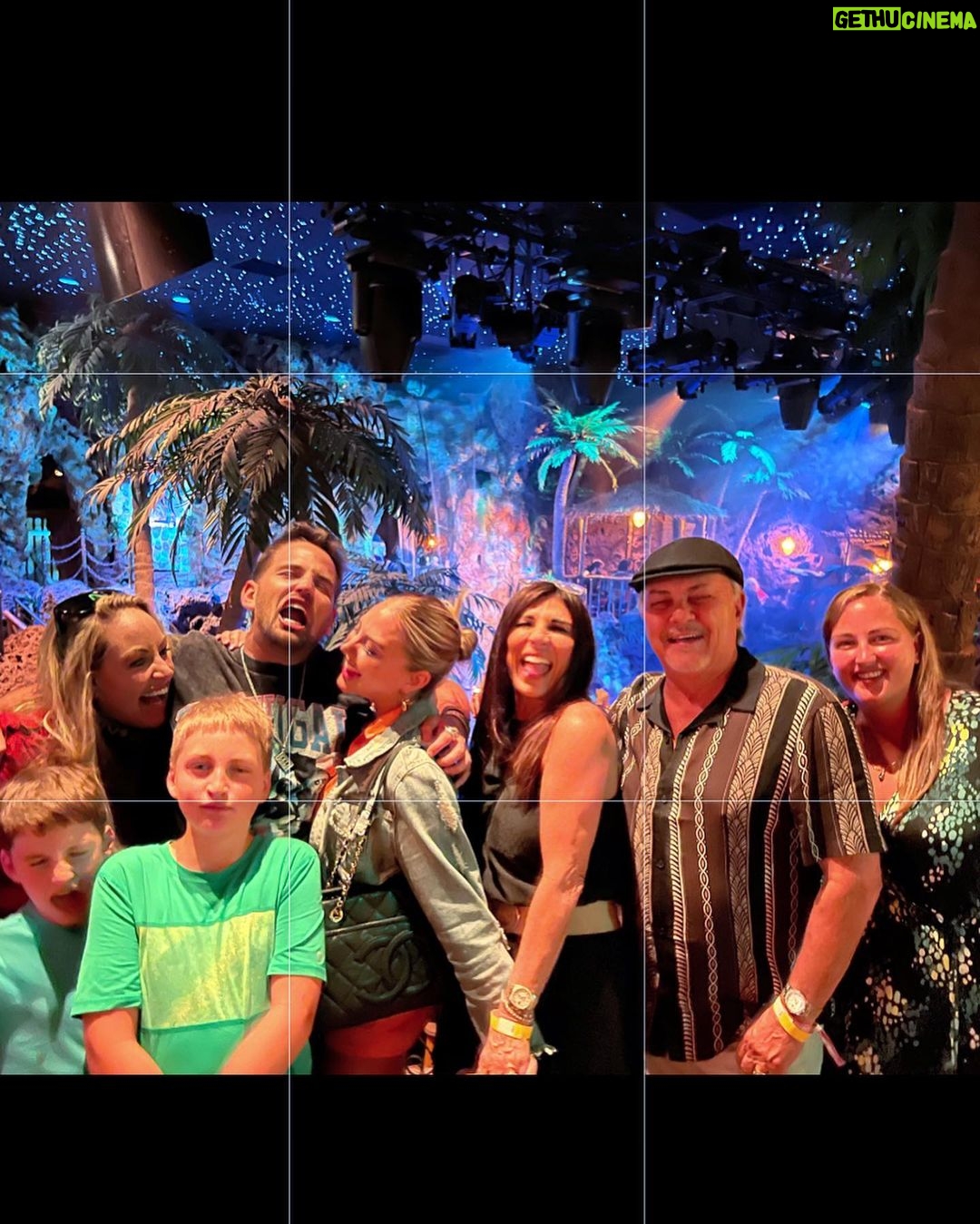Cassandra Scerbo Instagram - More life 🩵… 1. space buns 👽 2. cammy’s “old af” bday in marina💕 3. @halcyoncherrycreek 🙌🏼 4. foreigner farewell tour 🎸 5. casa bonita 🌮 6. unsure what’s happening but i love it ♥️ 7. brother comes to vail 🥰 8. loml 🍯 9. roon comes to vail 🍜 10. apparently been hanging out with dana a lot 😂👯♀️