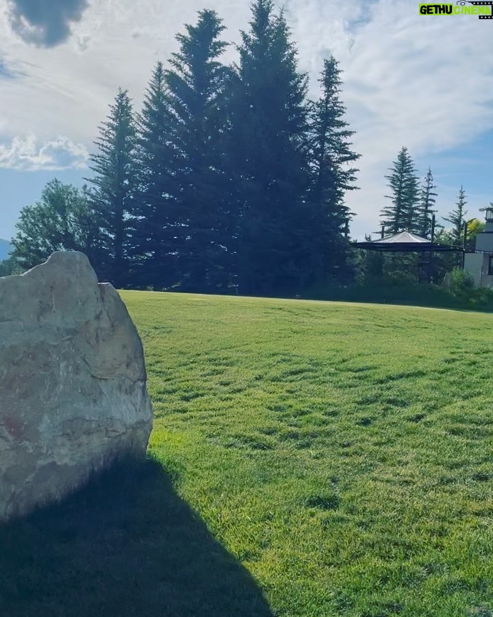 Cassandra Scerbo Instagram - Colorado summer 🫶🏼 🏞️✨ Vail, Colorado