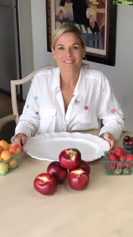 Cat Cora Instagram - Building a beautiful fruit platter is oh so simple! #fruitplatter #protip #chef #femalechef #cheflife #IC3