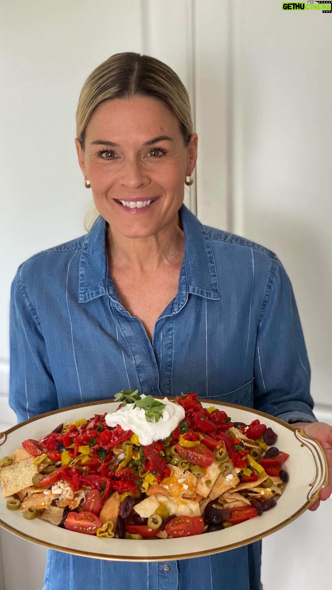 Cat Cora Instagram - 🏈 It’s Super Bowl Sunday but what I wanna know is… what are y’all cooking today?! Who’s grilling?! Need a last minute snack idea? Get my Greek Style Nachos recipe in my stories! #superbowlfood #superbowl2023 #superbowlsnacks #superbowl