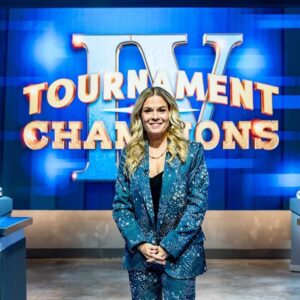 Cat Cora Instagram - It's getting hot in this kitchen y'all! #TournamentofChampions 4 is on tonight at 8/7c on Food Network, who will the Final 4 be?! 🏆⁠
⁠ ⁠
@FoodNetwork @discoveryplus⁠
#tournamentofchampions4 #chef #femalechef #cheflife #IC3