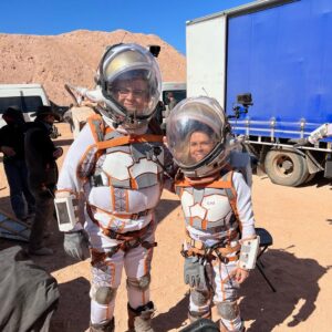 Cat Cora Instagram - 👩🏻‍🚀 A little peak at life in the HAB on Mars! #StarsonMars @realityclubfox @foxtv 

@adaripp #rondarousey @tinashenow @beastmode @arielwinter @paulpierce @porsha4real @richtercommaandy @lancearmstrong
