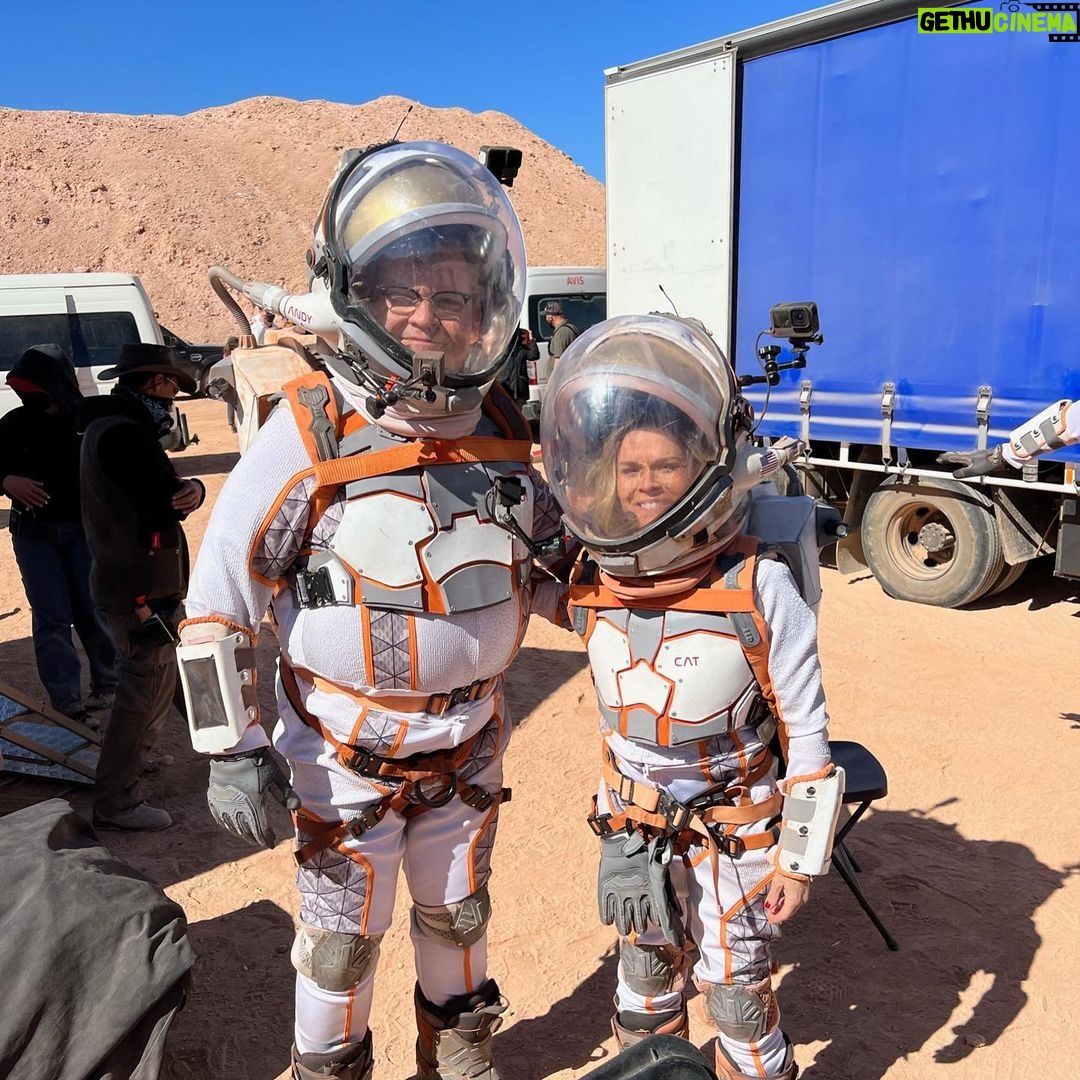 Cat Cora - 0.9K Likes - 👩🏻🚀 A little peak at life in the HAB on Mars! #StarsonMars @realityclubfox @foxtv
@adaripp #rondarousey @tinashenow @beastmode @arielwinter @paulpierce @porsha4real @richtercommaandy @lancearmstrong