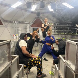 Cat Cora Instagram - 👩🏻‍🚀 A little peak at life in the HAB on Mars! #StarsonMars @realityclubfox @foxtv 

@adaripp #rondarousey @tinashenow @beastmode @arielwinter @paulpierce @porsha4real @richtercommaandy @lancearmstrong