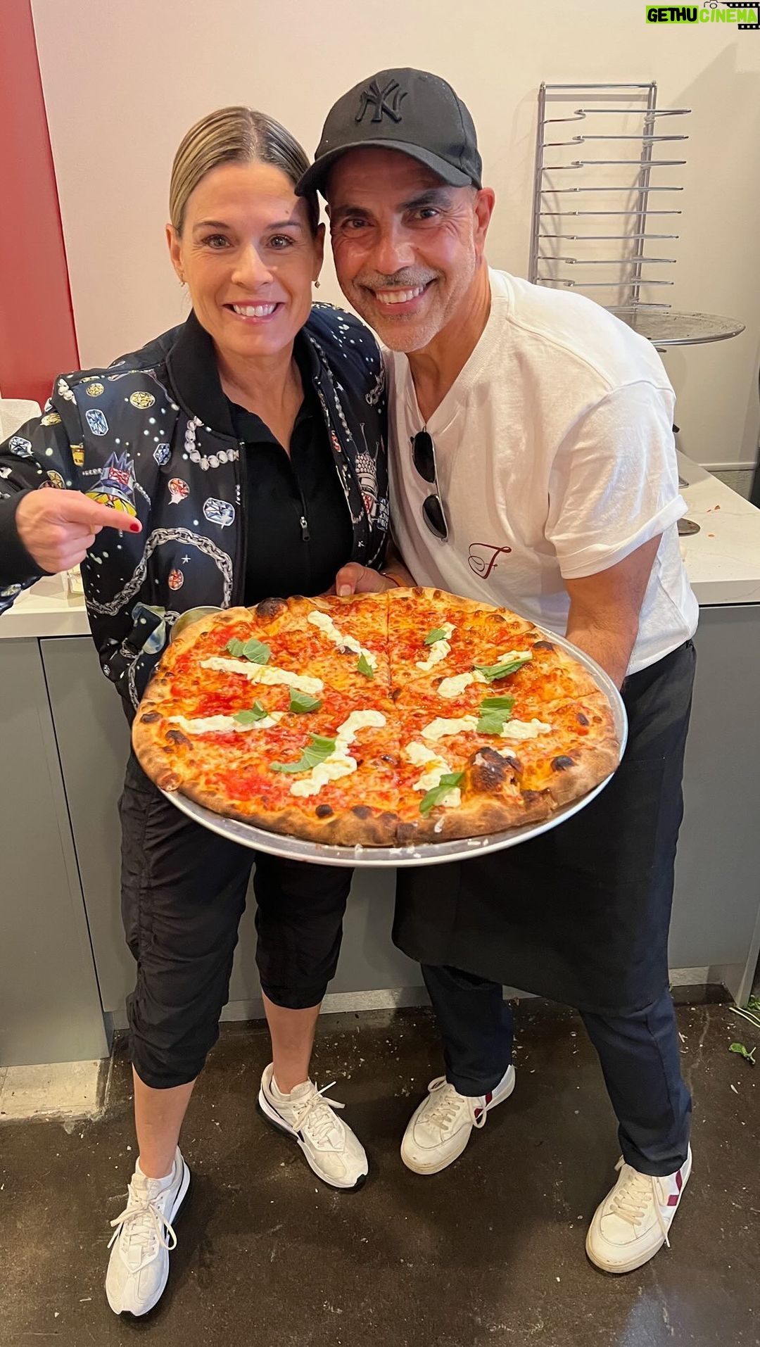 Cat Cora Instagram - Ok y’all, if you’re in the Palisades I found THE best pizza in town, you must try the “Stratch” at @flourpizzeria , it’s the Margherita with Stracciatella🍕❤️ @robertflutie #pizzanight #flourpizzaria #cheflife #femalechef #IC3 #thestratch