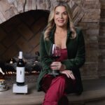 Cat Cora Instagram - Hey Montecito! Come join me at Von’s on Coast Village Road for a @handonheartwine tasting and meet & greet tomorrow, 4/20, from 4-6pm! I can't wait to meet you all and share sips of my delicious and non-alcoholic Chardonnay, Cabernet and Rosé 🍷⁠ ⁠ #handonheartwine #nonalcoholicwine #handonheart #fullofheart #notalcohol #californiaWines #nonalcoholicwine #nonalcoholic #alcoholremoved #chef #femalechef #cheflife #IC3 #montecito #vons @vons