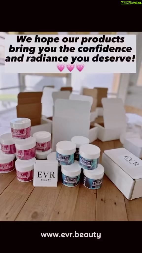 Catherine Bell Instagram - Nothing brings us more joy than seeing our happy customers receive their orders! Weβre sending out lots of love (and packages) today ππ #HappyCustomers #ShippingDay #ShopSmall