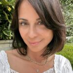 Catherine Bell Instagram - Quiet lazy Easter Sunday … with a broken pinky toe 🙈 didn’t stop me from enjoying family & friends 💜 hope you’re doing the same! Xx
