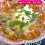 Catherine Bell Instagram - Easy quick Super Bowl (or any time) chili! 😋 add sour cream, shredded cheese, chives, jalapeños, and crumble Fritos!! Yum! 1 lb. ground beef we used 15% fat 1/2 medium yellow onion finely diced 1 tablespoon minced garlic 1 15-oz. can pinto beans drained and rinsed 1 15-oz. can kidney beans drained and rinsed 1 15-oz. can tomato sauce 1 15-oz. can diced tomatoes 3 tablespoons tomato paste 1 tablespoon maple syrup 3 tablespoons chili powder 2 teaspoons garlic powder 2 teaspoons ground cumin 1/2 teaspoon smoked paprika 1/2 teaspoons salt 1/4 teaspoon ground pepper 1 cup beef or chicken broth Optional toppings shredded cheddar cheese Fritos - the best!! green onion First, heat a large stockpot over medium/high heat. Then, add ground beef, yellow onion, and minced garlic and sauté for 7-10 minutes or until beef is fully browned. Next, add pinto beans, kidney beans, tomato sauce, diced tomatoes, tomato paste, and maple syrup to the pot and stir to combine. Add spices and 1 cup of broth and stir to combine. Bring beef chili to a boil, then reduce heat to low and let simmer for 10-15 minutes to thicken. ENJOY! 😉 #nfl #superbowl #chili
