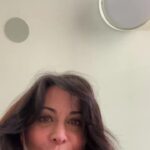 Catherine Bell Instagram - My first subscriber live!! Join in for next time!! ❤️😘🙏🏼 Subscriber button on home page ❤️