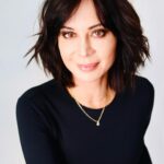 Catherine Bell Instagram - When @tina_turnbow says “lets just take a few pics of YOU before the fancy clothes and crimped hair” ☺️ BTS of my @the.baremag shoot ❤️