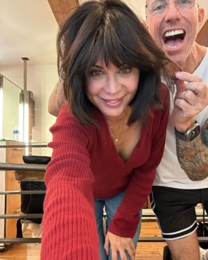 Catherine Bell Instagram - No LA trip is complete without a visit to my favorite person @mrchrismcmillan ❤️
(Ok maybe I planned my trip around this visit 😉)