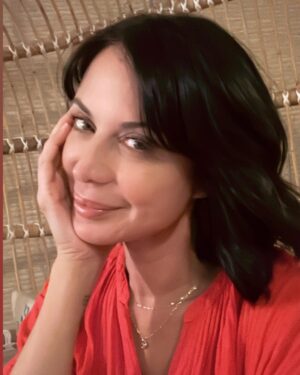 Catherine Bell Instagram - *** this post is available here just for a little while.  Join the monthly subscription & you’ll see exclusive pics & videos! And I want to know what YOU want to see!! 😄

Hi subscribers!! 😊 welcome!! I’m so excited to share special content just with you ❤️ I want to know what kind of stuff you’re interested in.  Some ideas I had: special CB recipes… quick/easy hair & makeup tips… little stories… or just including you on a little piece of my day/life that I don’t normally post.  Maybe silly stuff like taking you grocery shopping with me! Ha! Comment below! 🙌🏼🌟😘😘