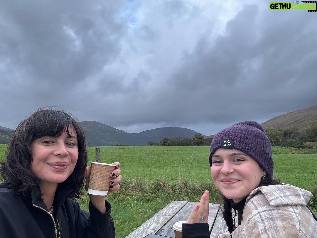 Catherine Bell Instagram - A few fun pictures for my loyal subscribers only! What an epic trip this was. Mother daughter time at its finest!! 🩷🩷🩷