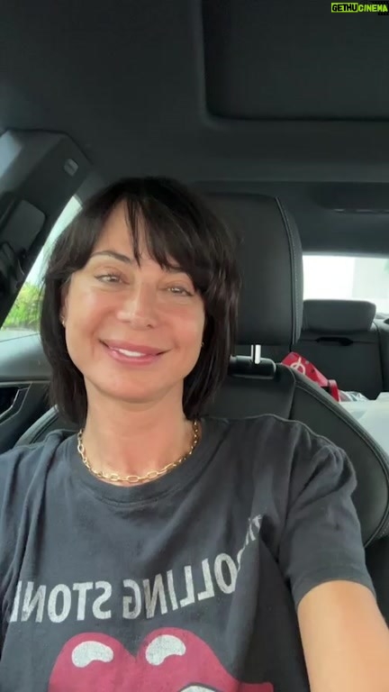 Catherine Bell Instagram - Subscriber live! From idalia aftermath 😂
