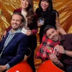 Catherine Bell Instagram - Thank you @people for the great feature! Thank you @thats4ent for making this and all the amazing Cons happen. And most importantly thanks to all the fans- beautiful people and families that came out to see us, hug us, and tell us beautiful stories of how they’ve connected with our characters and shows. Wow! What an amazing weekend. ❤️🥰🙏🏼🙌🏼 #christmascon2023 #christmasoncherrylane @hallmarkchannel