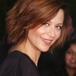 Catherine Bell Instagram - Flashback Friday!!! 🌟 #Repost @catherinebellfan ・・・ Flashback Friday - Catherine attends the premiere of “Changing Lanes” (2002. . . #catherinebell . . Credit to Original Photographer