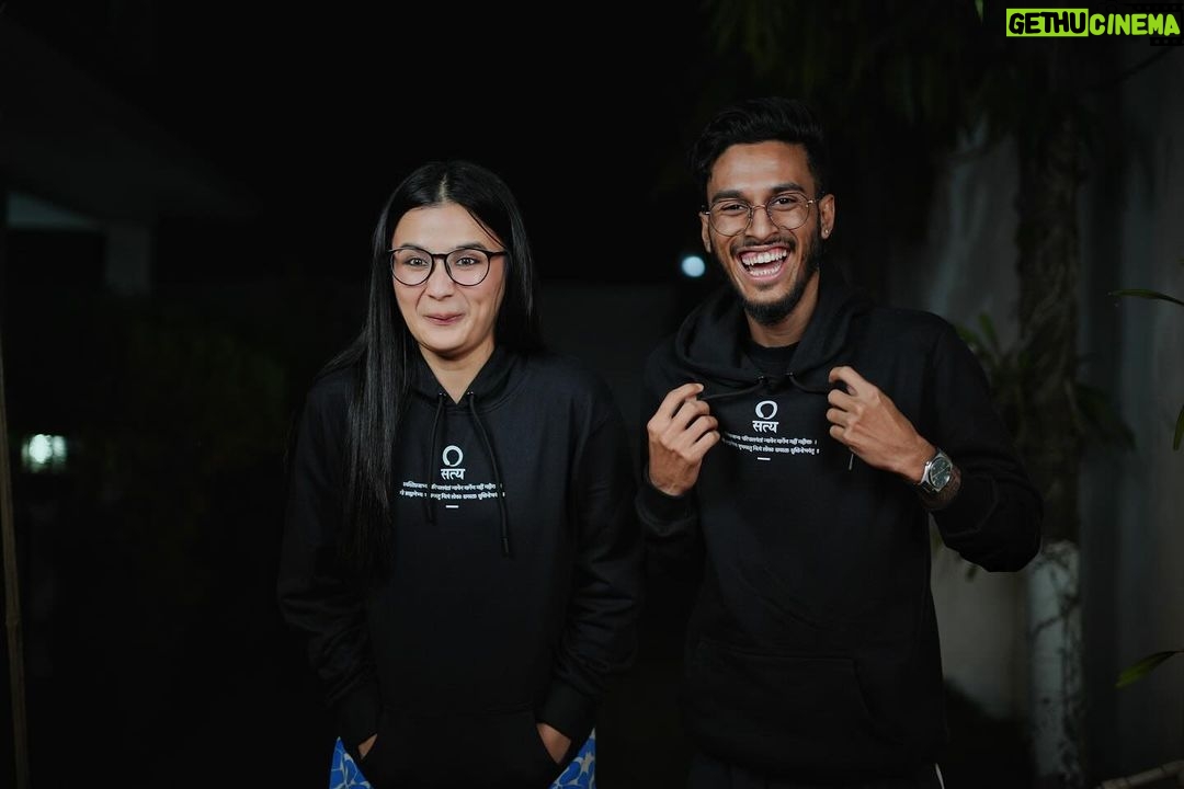 Celesti Bairagey Instagram - A very fun podcast with @theuntold.podcast by @aboyobbhuyan coming tomorrow i.e 03.01.2024- Stay Tuned🩵 Ps- we're flaunting the new 'Satya' hoodies by @aboyobbhuyan and not to forget the brand new black sofa🫶 #podcast #untold Guwahati, Assam