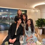 Cha Eun-woo Instagram - 😊 Singapore