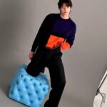 Cha Eun-woo Instagram - 👔👕🥰