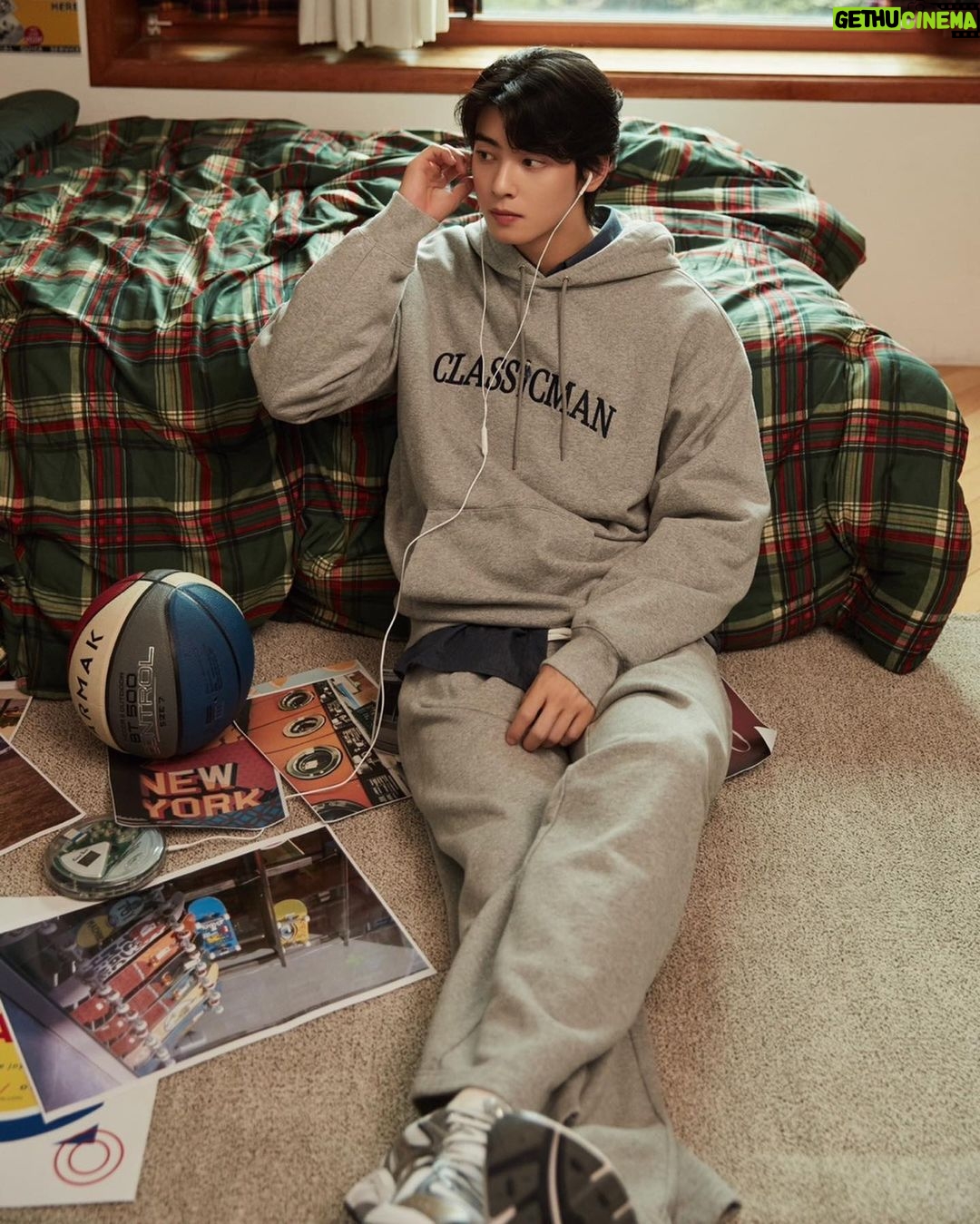 Cha Eun-woo - 6.7 Million Likes - Giordano😊
