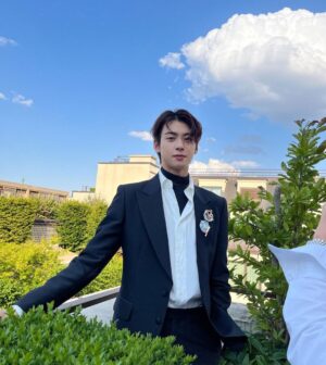 Cha Eun-woo Instagram - @chaumetofficial 💎