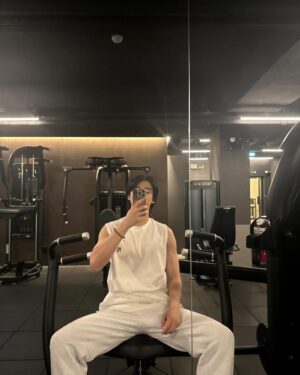 Cha Eun-woo Instagram - Goodbye 2023
새해 복 많이 받으세요🧧🥰
