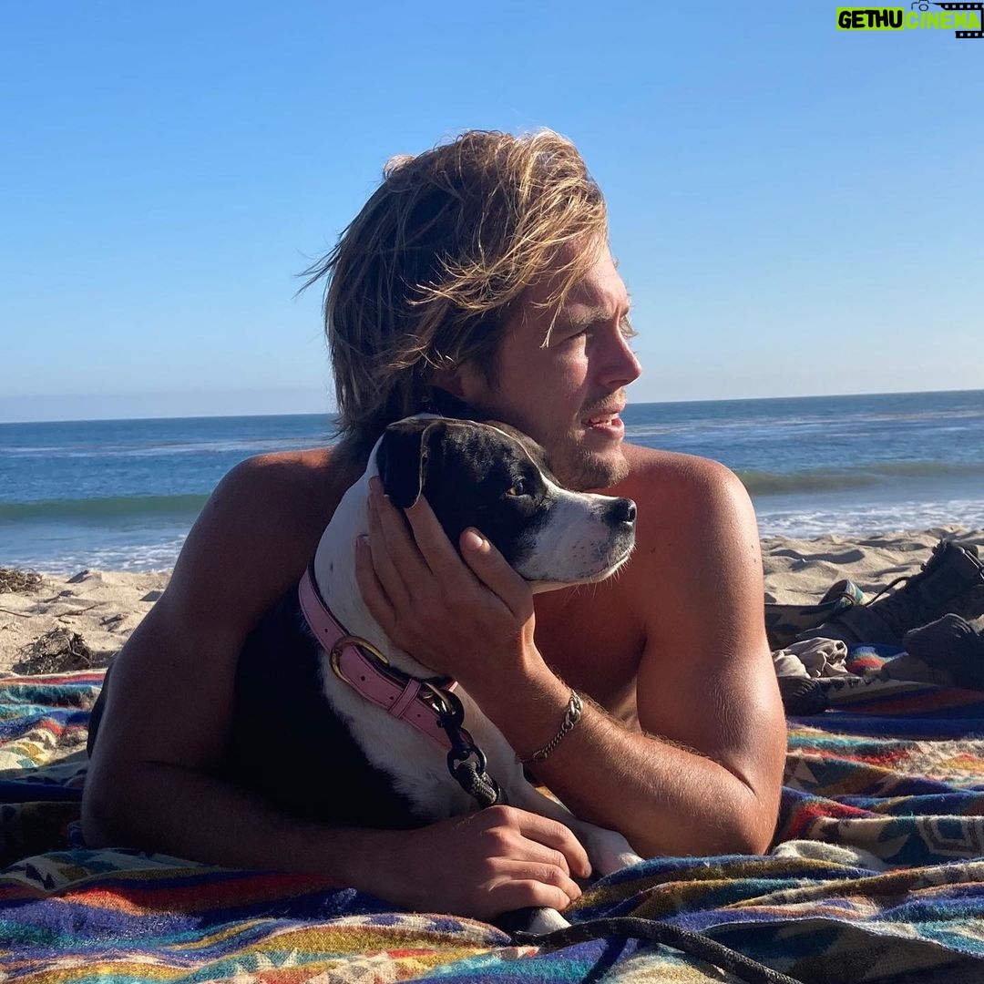 Chad James Buchanan Instagram - Man’s best friend. Love you Lu. Leo Carillo State Beach