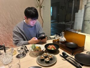 Chanyeol Instagram - 온6.5다녀옴🍚