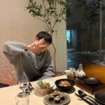 Chanyeol Instagram - 온6.5다녀옴🍚
