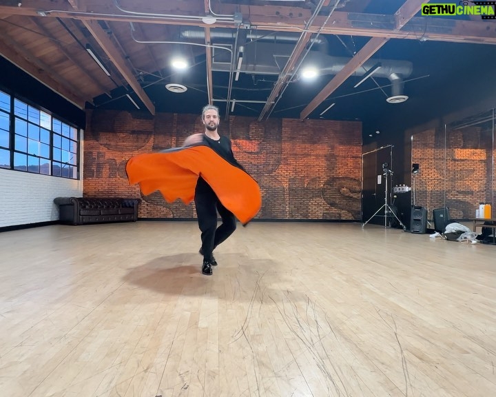 Charli D'Amelio Instagram - happy birthday to the one and only @markballas forever thankful to have you in my life my dance partner forever 🤍