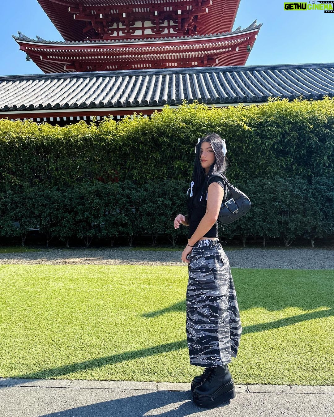 Charli D'Amelio Instagram - love teamLab Planets TOKYO / チームラボプラネッツ