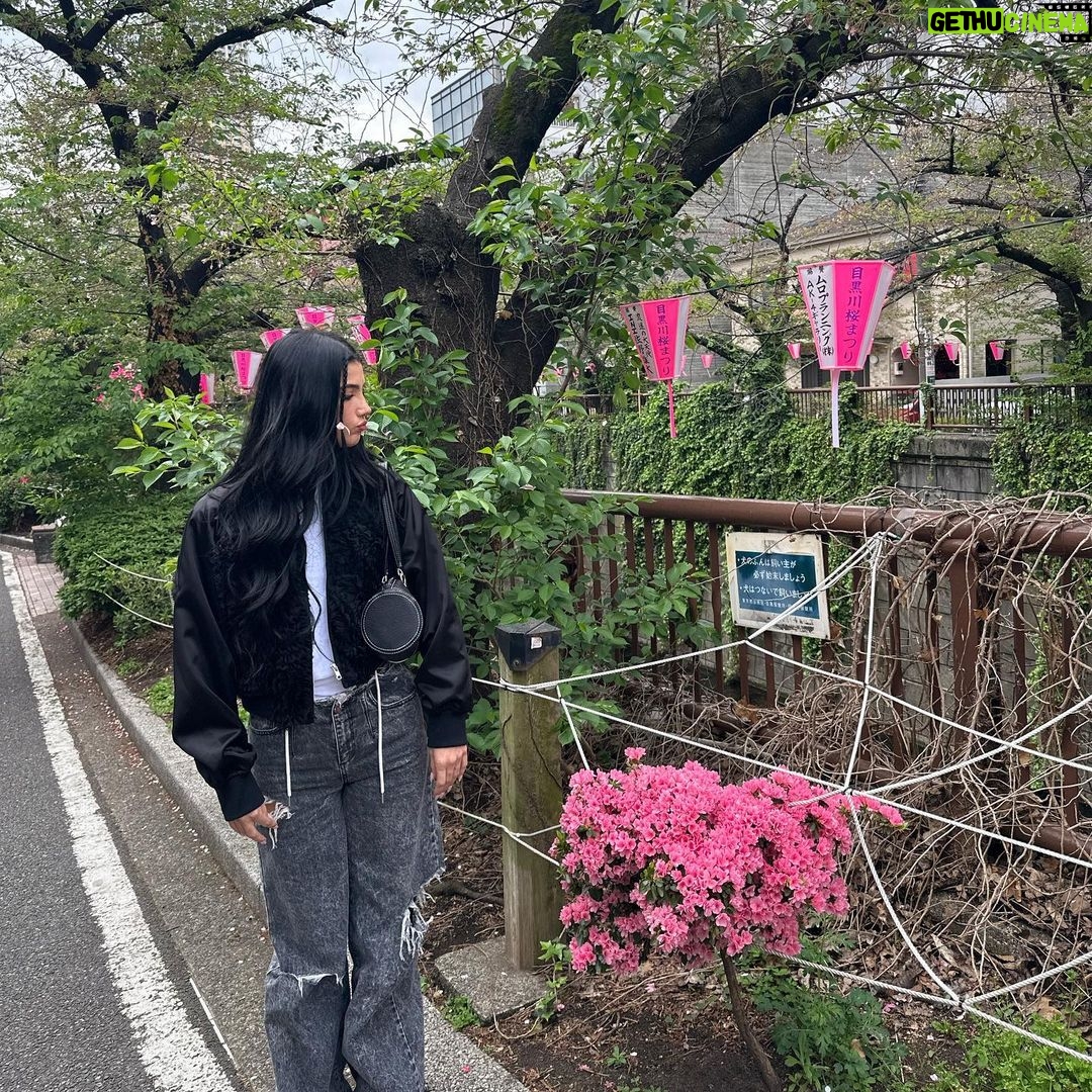Charli D'Amelio Instagram - tokyo!!! 💕🤍😇 Tokyo, Japan