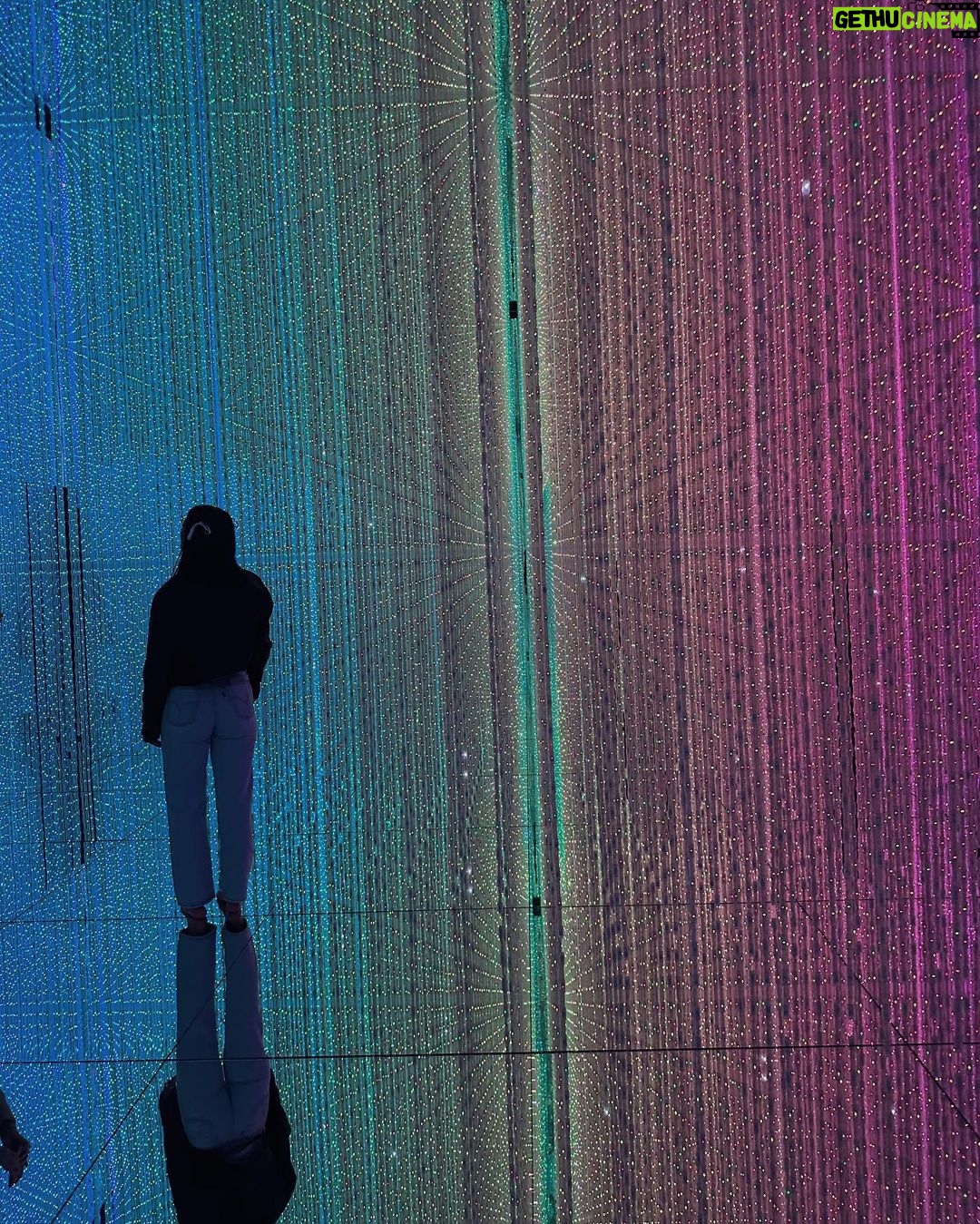 Charli D'Amelio Instagram - love teamLab Planets TOKYO / チームラボプラネッツ