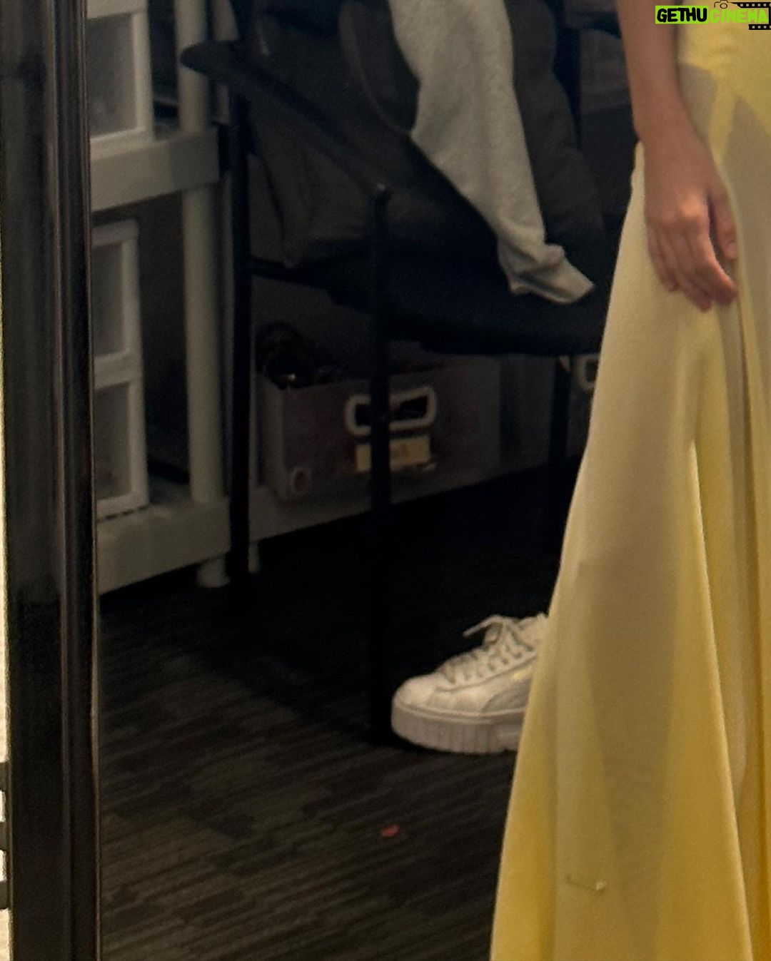 Charli D'Amelio Instagram - some dwts bts!!! i can’t believe the finale is only two days away :( sad that it’s almost over but so excited for you all to see these next two dances!!!