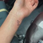 Charli D'Amelio Instagram - watch me get my cute lil tats in the new @dameliosonhulu episodes that are out now also text 'HULU' to +18338040663 to sign up for my text updates!