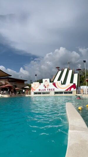 Charlie Decca Instagram - Bruce Lee taught me this….🌊🤟🏻🌊SEND IT!!!
•
•
•
•
•
•
•
#thailand#bluetree#phuket#bewatermyfriend#brucelee#waterpark#splash#ruptured#eardrum#ouch#bellyflop#backflip#fail#fun#slide#sundayfunday#lagunabeach#freewilly#miamilife#dadecounty