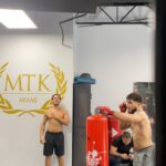 Charlie Decca Instagram - I feel it in my chakras, boxing meditation • @officialjorgerubio • • #boxing#chakrabalancing#movement#breathing#adjusting#striking#trained#killer#12#rounds#penetration#accuracy#punishment Doral, Florida