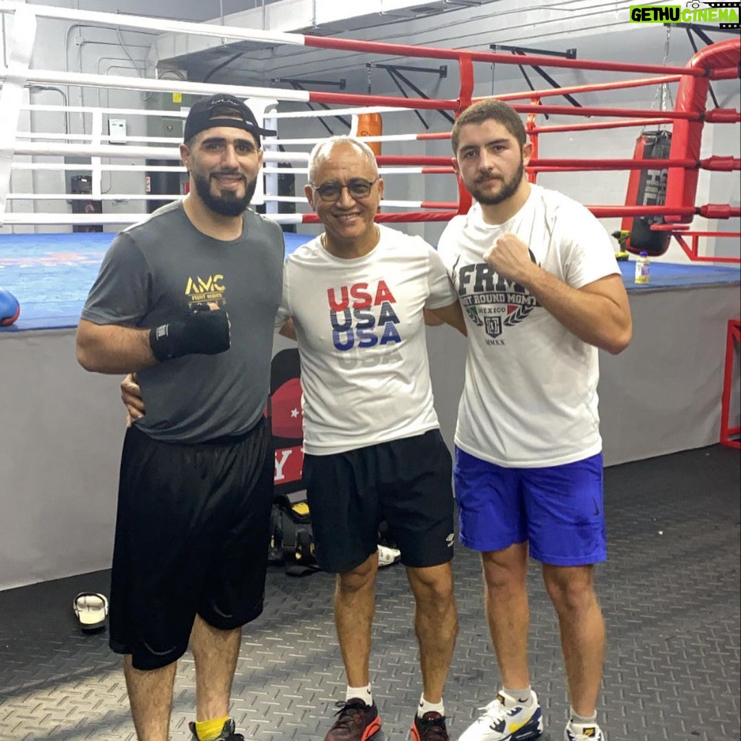 Charlie Decca Instagram - This fight camp was a great one. Thank you to all my training partners who put in hard work and helped me get better. ππΌπͺπΌ @mateusz_gamrot @khusein_askhabov @krzysztofjotko @walker_blanco @b.silva_dos @15seconds @titoss89 Miami, Florida